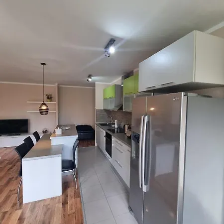 Апартаменты Hawaii- 2 Bdr, Arena, Sava Centar, Free Parking *