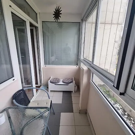 Hawaii- 2 Bdr, Arena, Sava Centar, Free Parking Apartman *