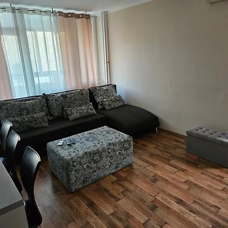 Апартаменты Hawaii- 2 Bdr, Arena, Sava Centar, Free Parking *